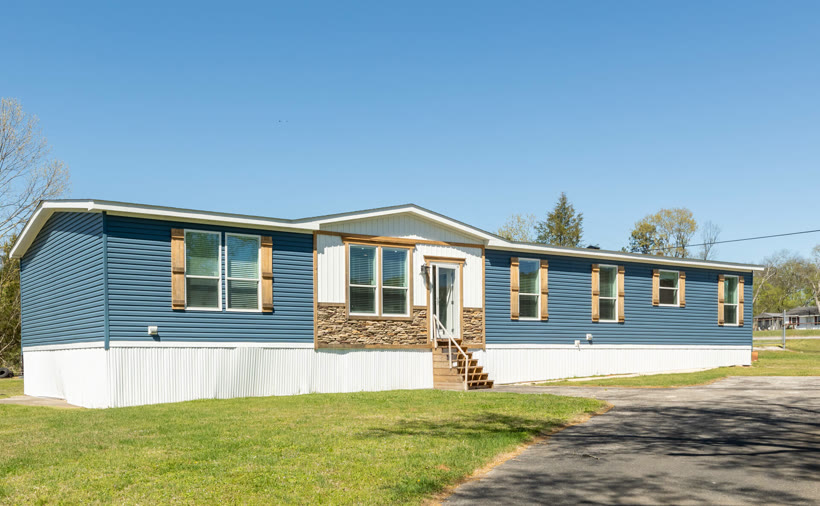Cedar Lake &mdash; exterior