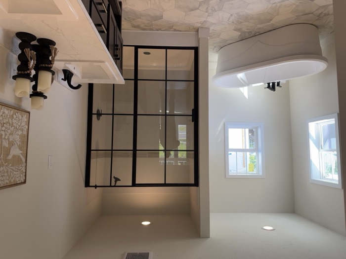 Owner's bath