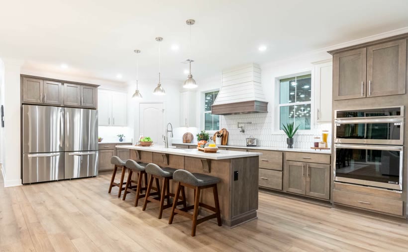 The Lost Creek &mdash; kitchen