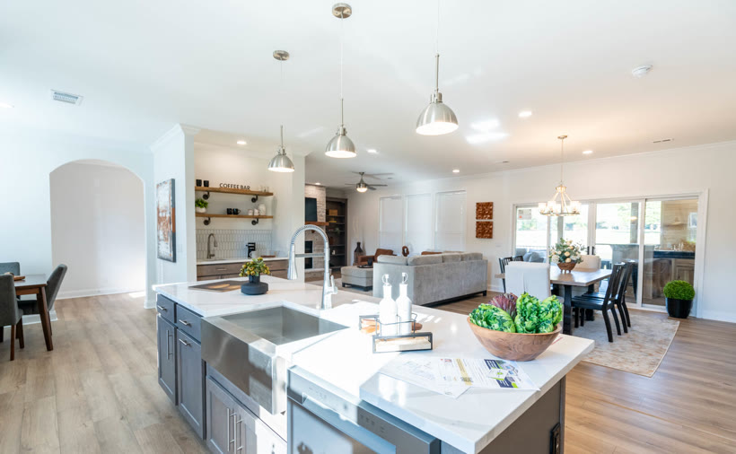 The Lost Creek &mdash; kitchen